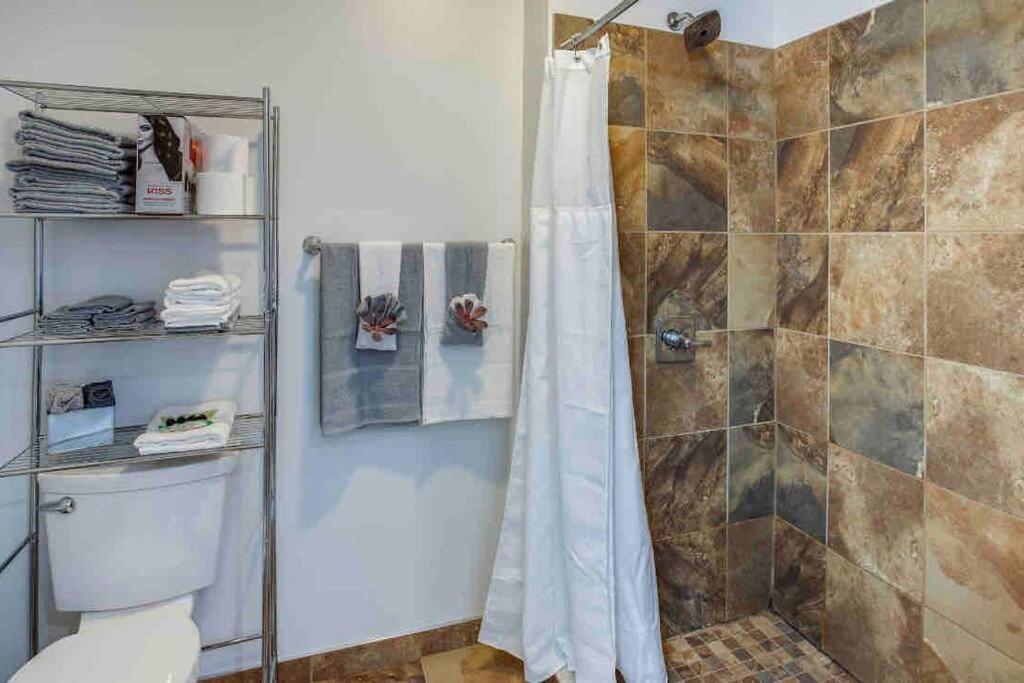 Ny Style Centric Loft With King Bed By Park Av. Διαμέρισμα Ρότσεστερ Εξωτερικό φωτογραφία